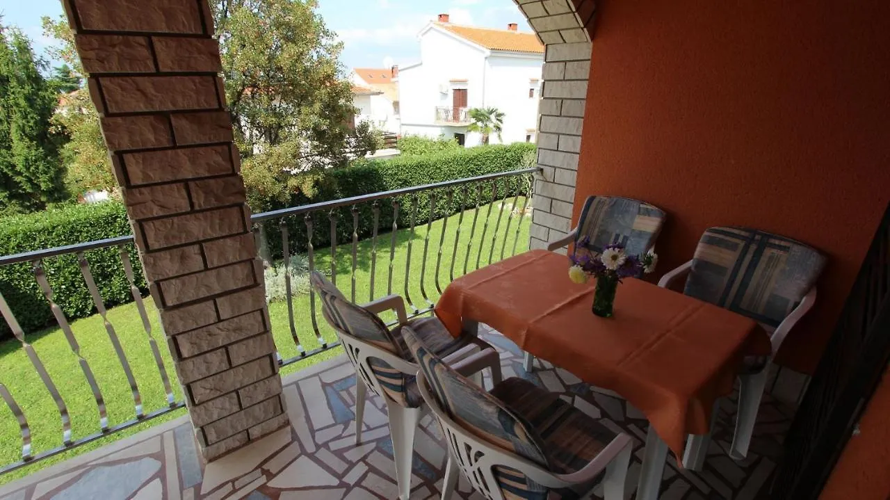 Apartment Prosinecki Malinska